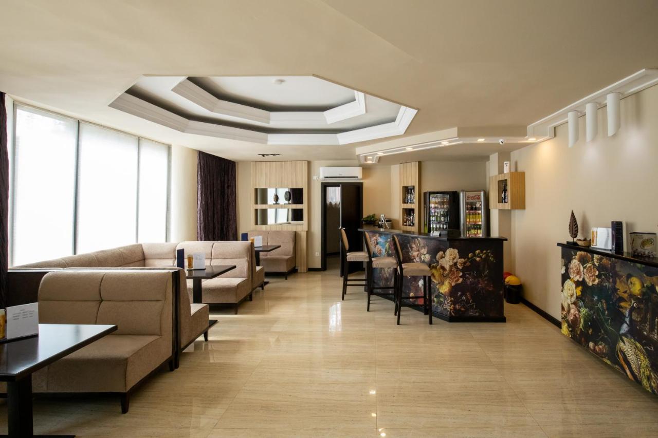 Hotel Alex กาลาจิ ภายนอก รูปภาพ